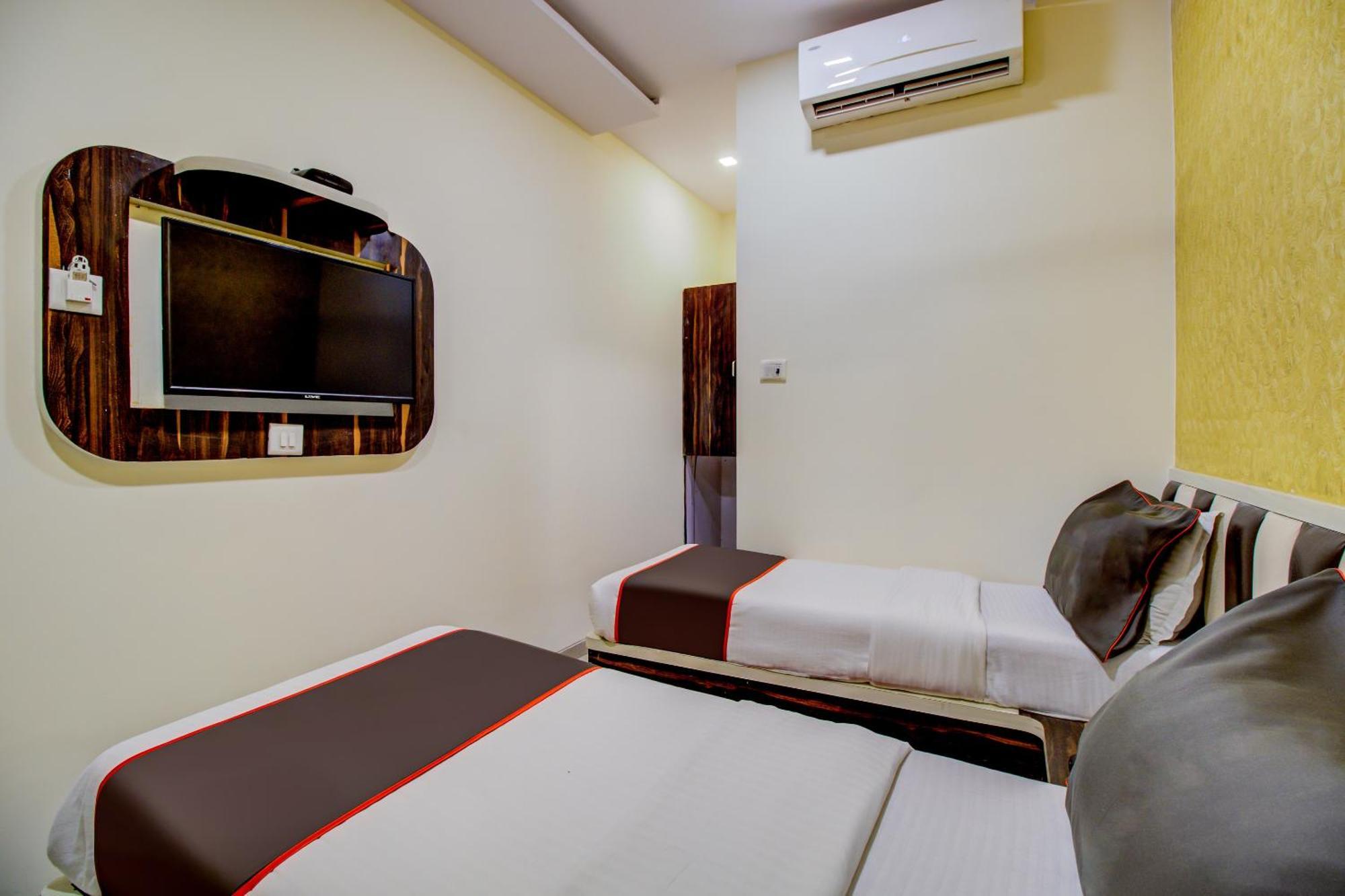 Collection O Golden Tulipz Boutique Hotel Mumbai Bagian luar foto