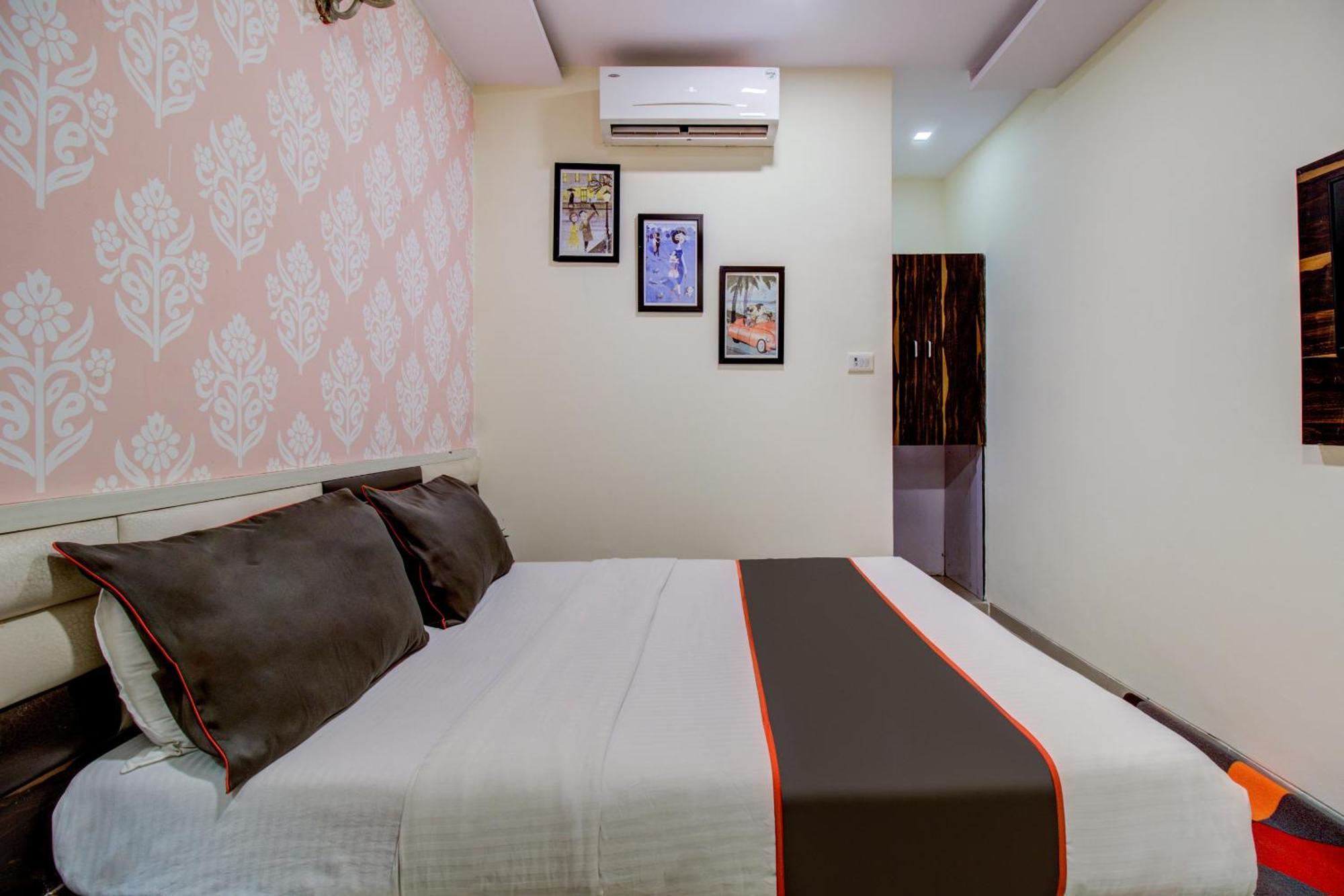 Collection O Golden Tulipz Boutique Hotel Mumbai Bagian luar foto