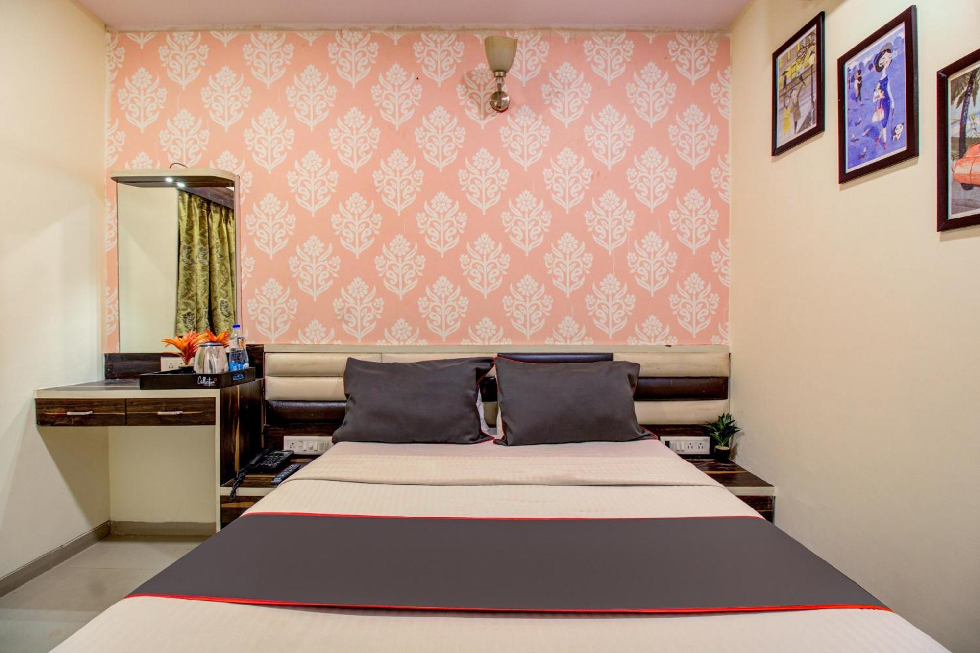 Collection O Golden Tulipz Boutique Hotel Mumbai Bagian luar foto